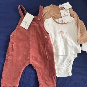Dungaree set with two body-style T shirts